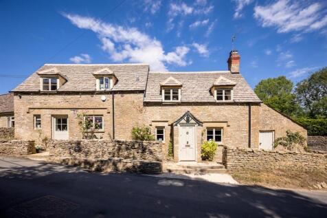 11 - The Old Post Office - GL7 7EF - Web.jpg