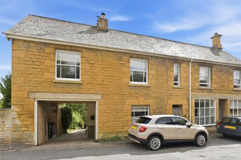 2 Milton Court 2593-1.jpg