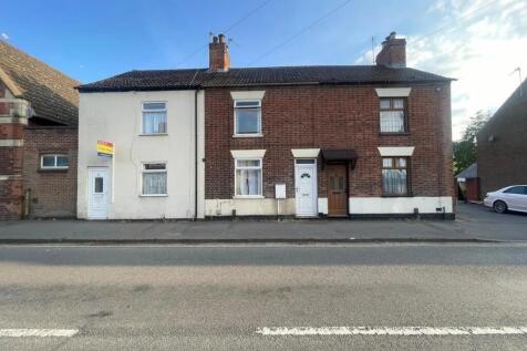 Two Bedroom Terraced House on London Road