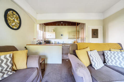 1324512-17-687769146983f-ARW-1