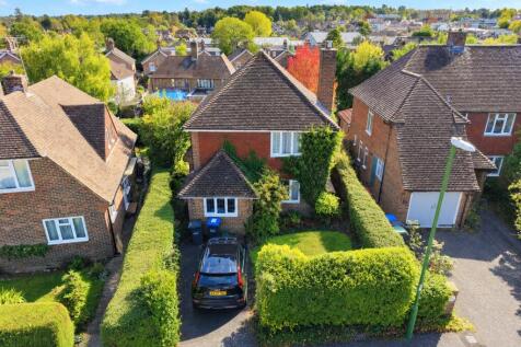 Wickham Close, Haywards Heath, RH16 photo 4