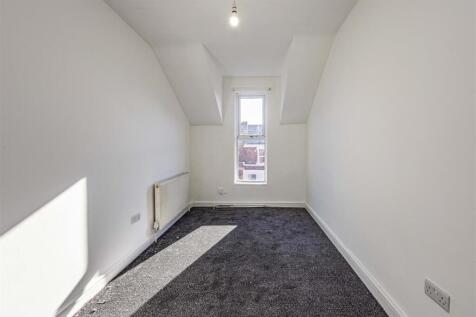 Flat4278AlfretonRoad-2.jpg