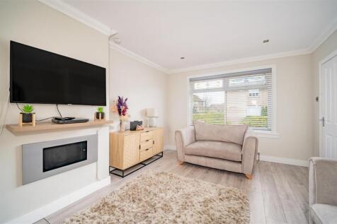 21 Balbeggie Terrace Dundee-12.JPG
