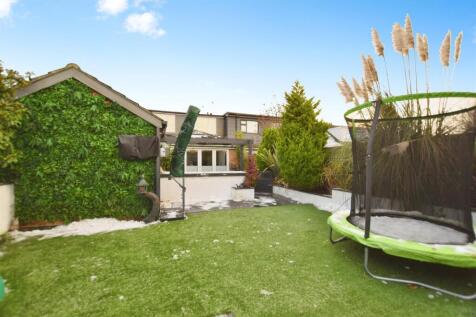 e180c4ca-garden 20wide.JPG