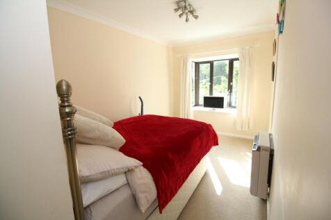 Langley Court, Langley Road photo 4