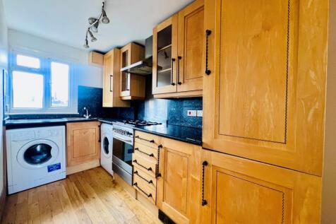 Jacksons Road, Holloway photo 4