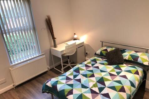 *STUDENT ONLY* Conyngham Road - £180 per person per week - All Inclusive Bills! photo 4
