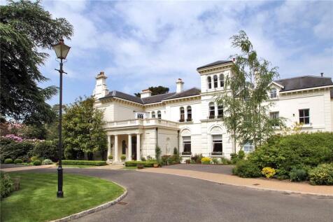 2 The Manor