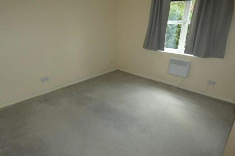 Kielder Close, Killingworth, Newcastle Upon Tyne photo 5