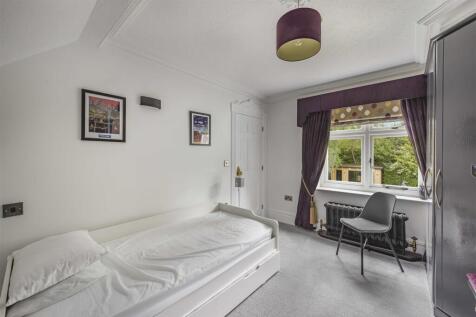 Dressing Room/Optional Bedroom