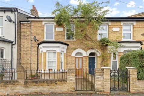 London, E17 - property photo