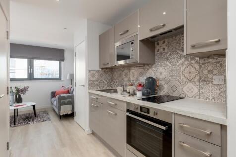 4 Kitchen