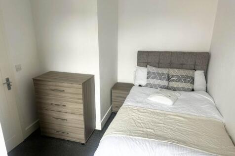 Hough Lane (Room 3), Bramley, Leeds photo 5