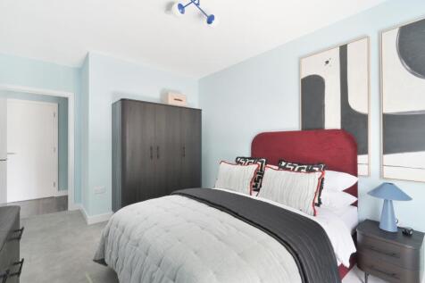 City Reach - Plot 6, 2 bedroom show apartment, Bedroom
