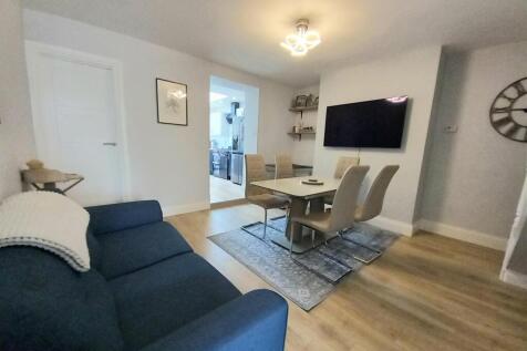 104 Meddon Dining.jpg