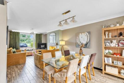 Heywood Old Road (21).jpg