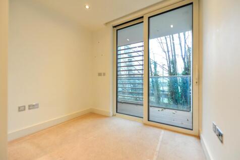 3 Stamford Square, London, SW15 photo 4