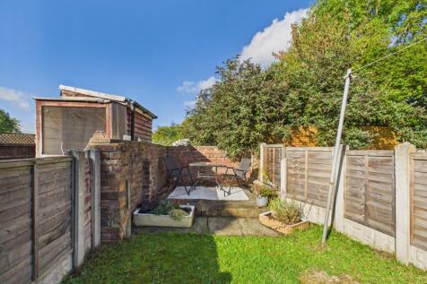 CAM02637G0-PR0077-STILL026