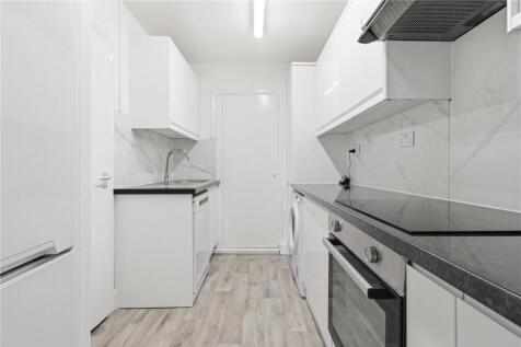 Brownlow Road, London, N11 photo 4