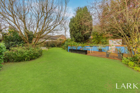 8669044-exteriorW...