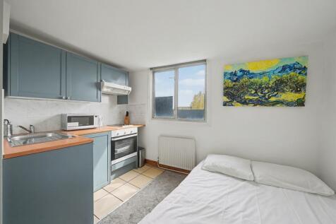 Studio to rent