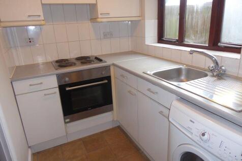 Portstone Court, Duston, Northampton photo 5