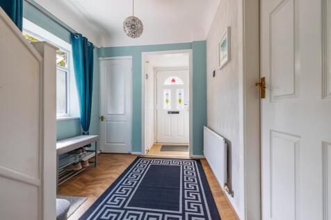 4 Bushell Close-22.jpg