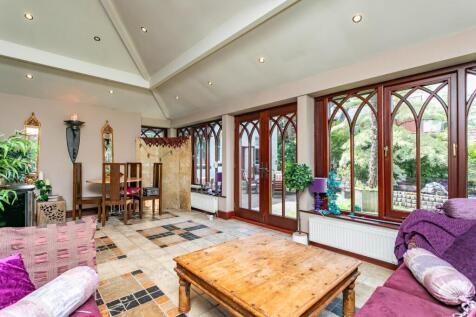 6 Ringley Roads-60.jpg