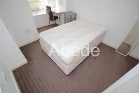 Queens Road, Hyde Park, Leeds photo 5