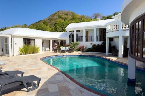 Pool and Pool terrace