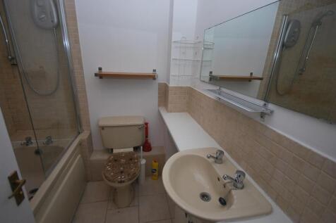 Bathroom.jpg