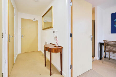 Skyline, 165 Granville Street, B1 photo 2