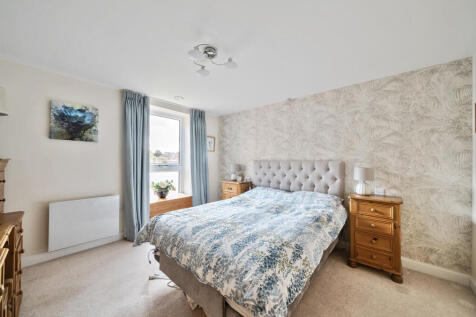 1303701-10-6842b8...