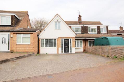 Front Garden &amp; Drive