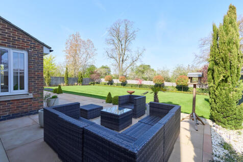 53 Meadow Lane Ex...