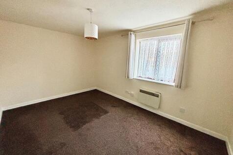 Rainham Road South, Dagenham, RM10 8UX photo 5