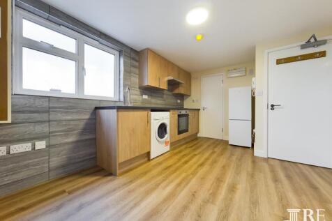 Brampton Road, London, NW9 9DD photo 4