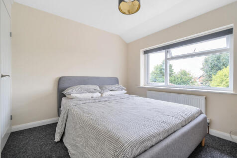 1341252-23-68a4b4...