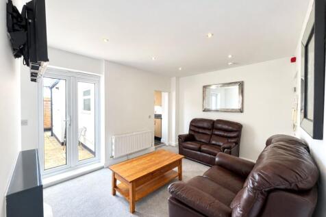 Southampton Street, Reading, Berkshire, RG1 photo 3