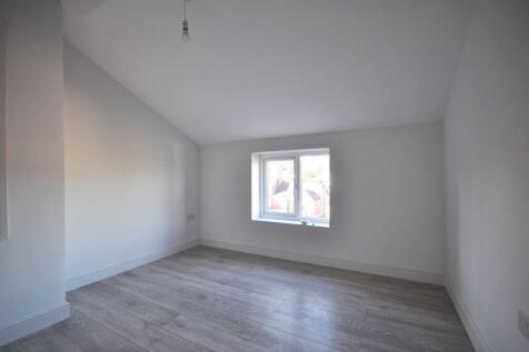 Luxury First Floor Apartment, Caerau Road, Newport photo 5