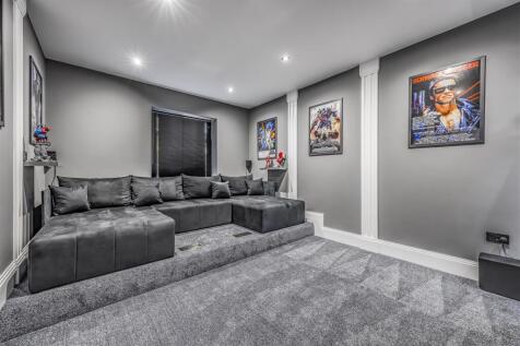 31 Lovedean Lane, Waterlooville-PorticoMarketing-S