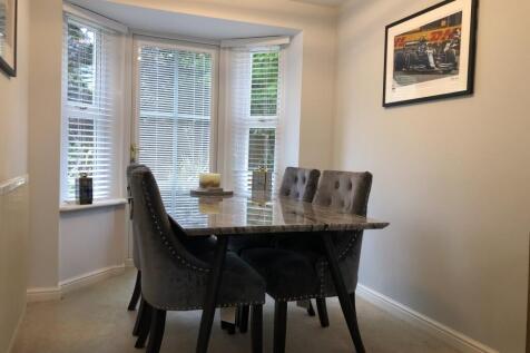 Wollaton Road, Ferndown, Dorset, BH22 photo 4