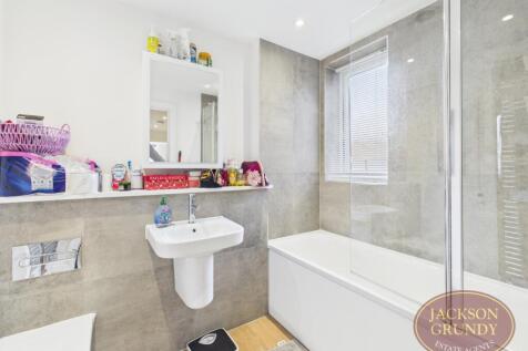 Goldcrest Close