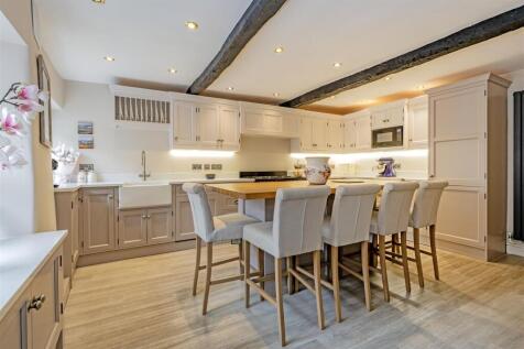 Kitchen-1.jpg