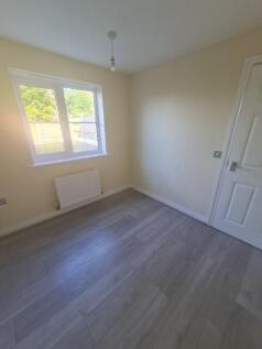 Cravenwood, Ashton-Under-Lyne, OL6 photo 4