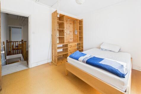 CAM02545G0-PR0468-STILL015