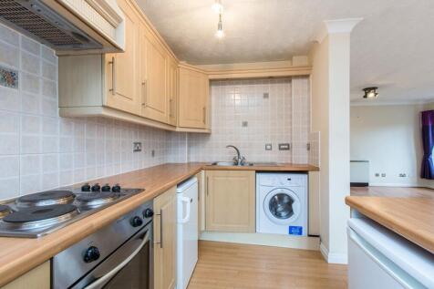 Blakemere Drive, Northwich, Cheshire, CW9 photo 3