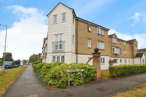 Watford, WD18 - property photo