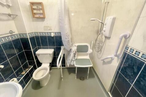 Wet Room.jpg