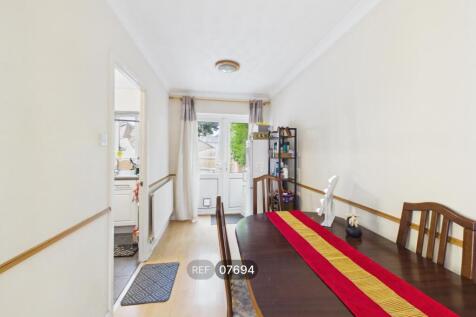 Stagshaw Drive, Peterborough, PE2 8NG photo 3